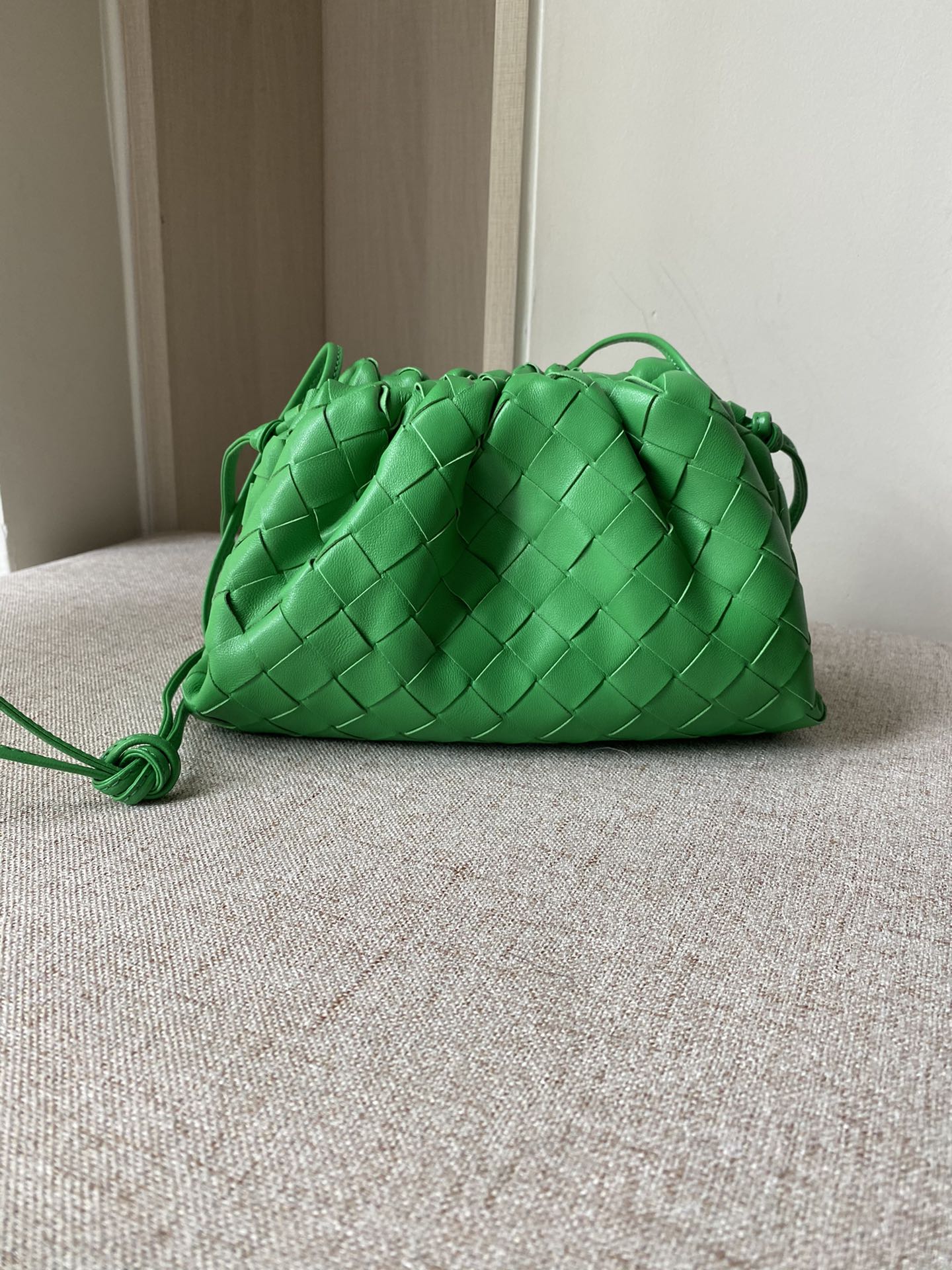 Mini Pouch Intrecciato Leather Clutch Bombou Green